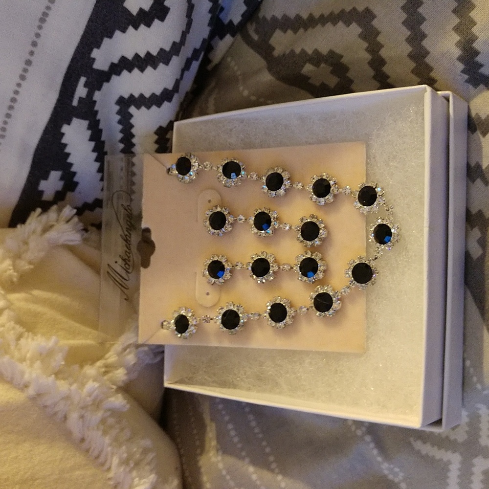 NWT fashion jewelry set